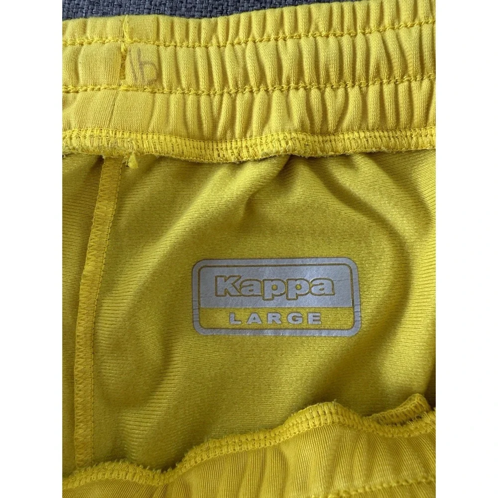 Kappa Banda Logo‎ Athletic Shorts Yellow Black White Side Tape Men's Size Large
